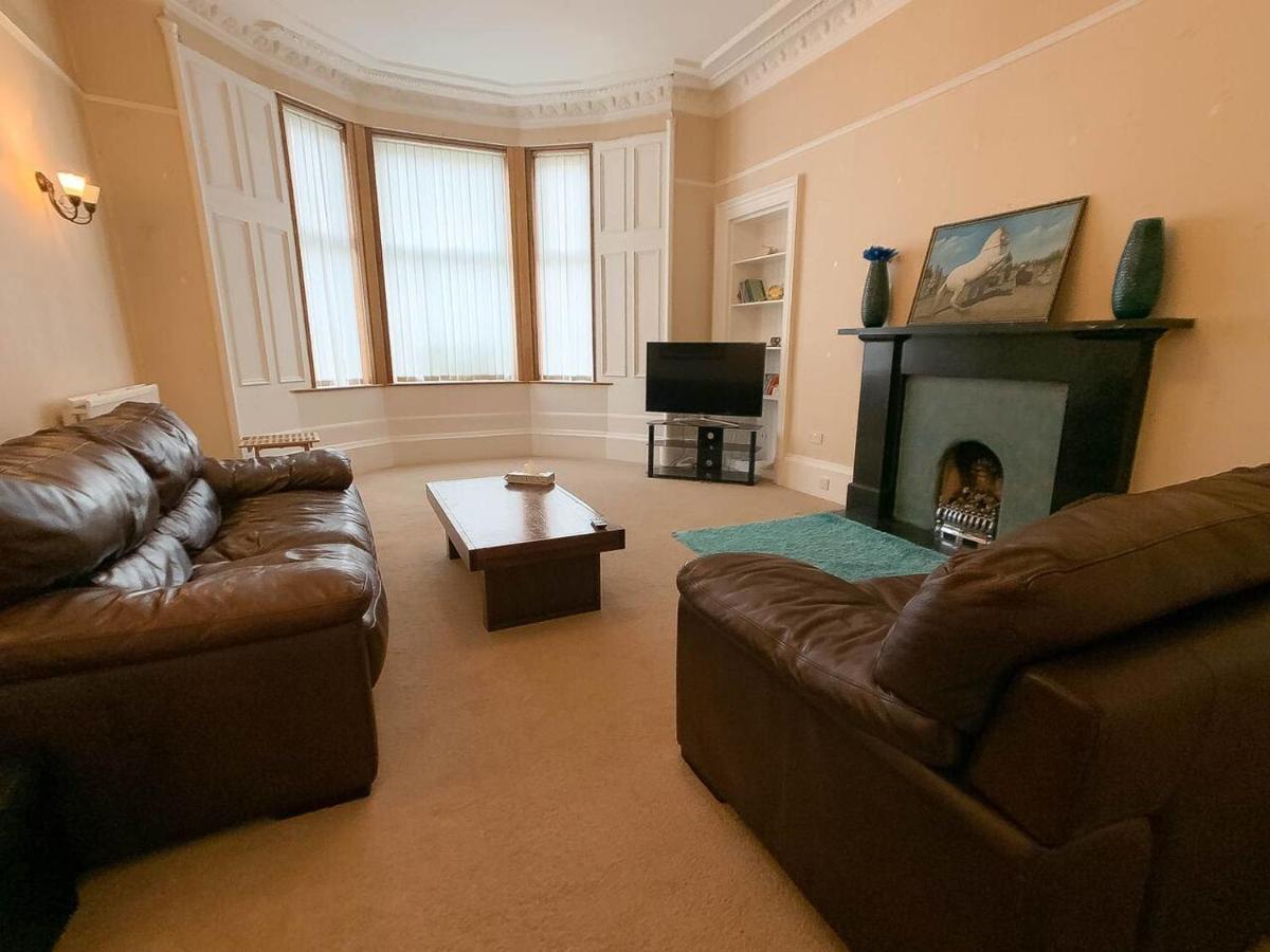 Large Glasgow South Family Home - Free Parking Exterior foto