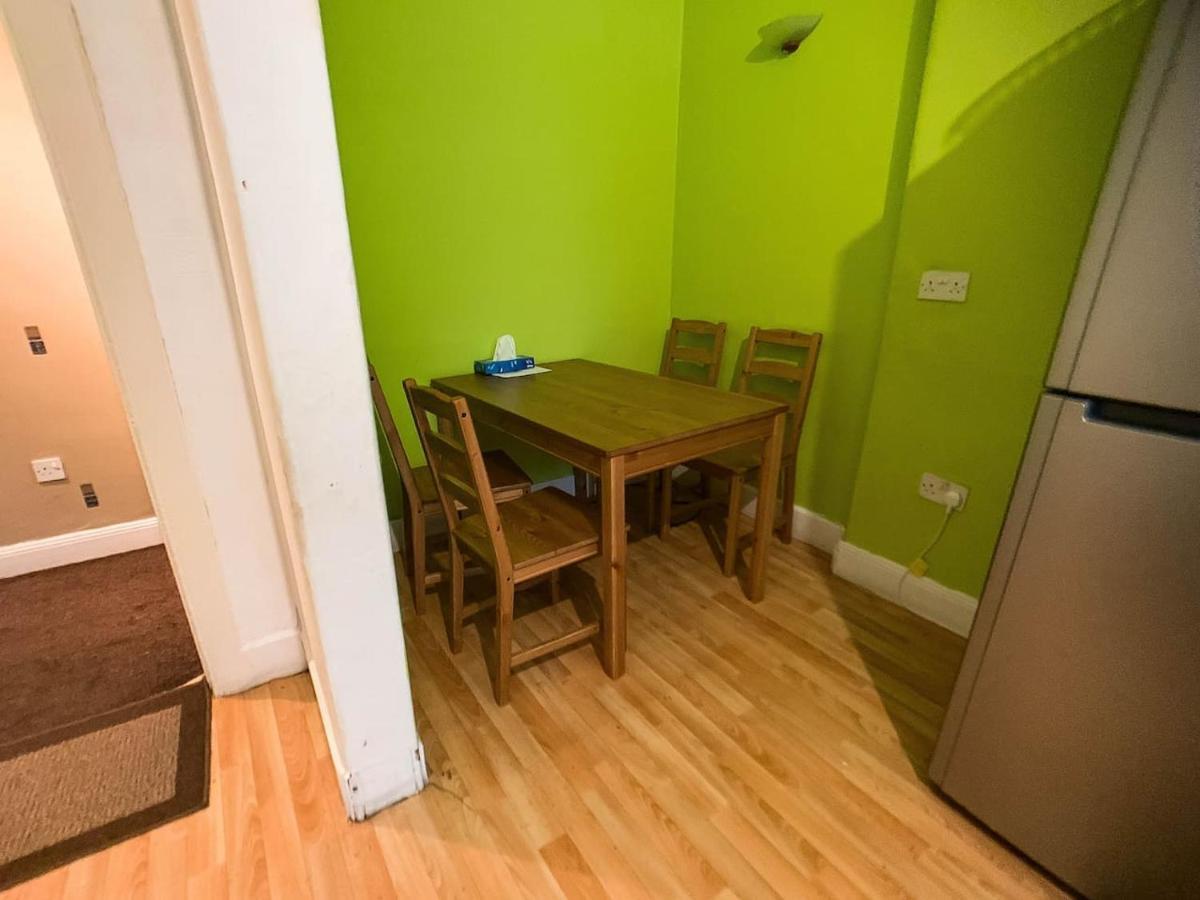 Large Glasgow South Family Home - Free Parking Exterior foto